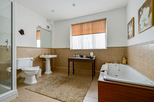 Photo 6- click for photo gallery